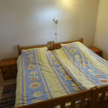 Or-seg Vendeghaz Es Orsegi Orangyal Mezeskalacs
