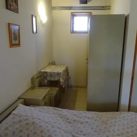 Apartamento őr-ség és őrségi őrangyal Mézeskalács Kerkakutas